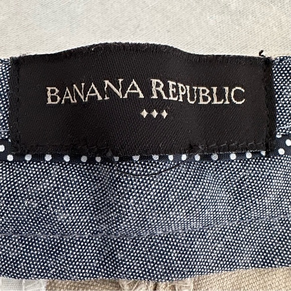 Women’s Banana Republic 5" Shorts NEW Mid Rise Straight Khaki Stretch - Picture 4 of 4